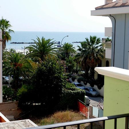 Hotel Désirée San Benedetto del Tronto Extérieur photo