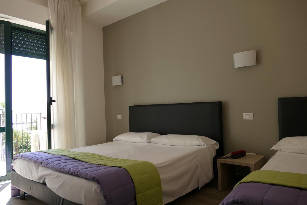 Hotel Désirée San Benedetto del Tronto Extérieur photo