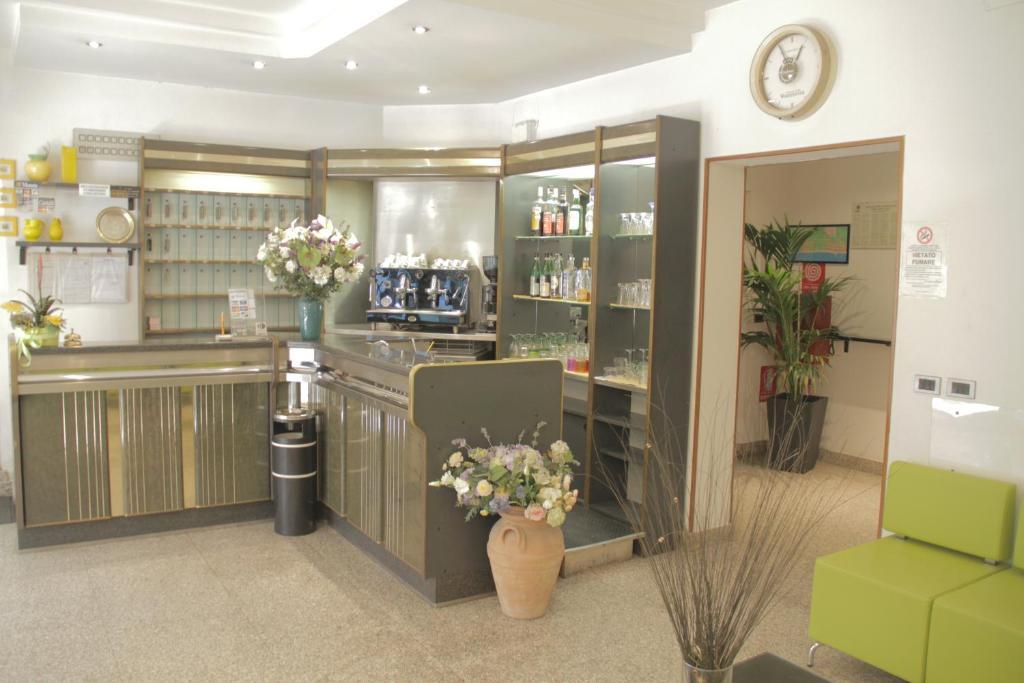 Hotel Désirée San Benedetto del Tronto Extérieur photo