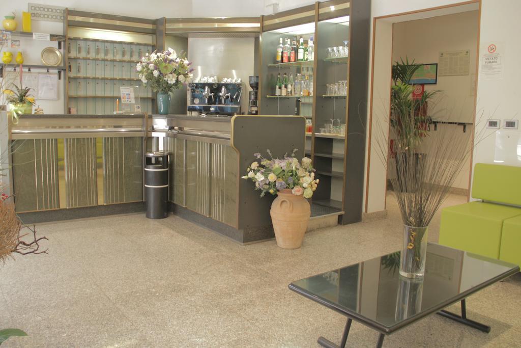 Hotel Désirée San Benedetto del Tronto Extérieur photo